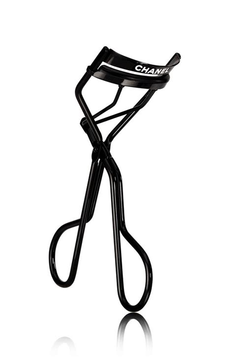 chanel eyelash curler price uk|chanel eyelash curler black.